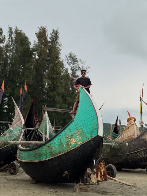 Azraf Al Monzim - Photo 37, October 2025